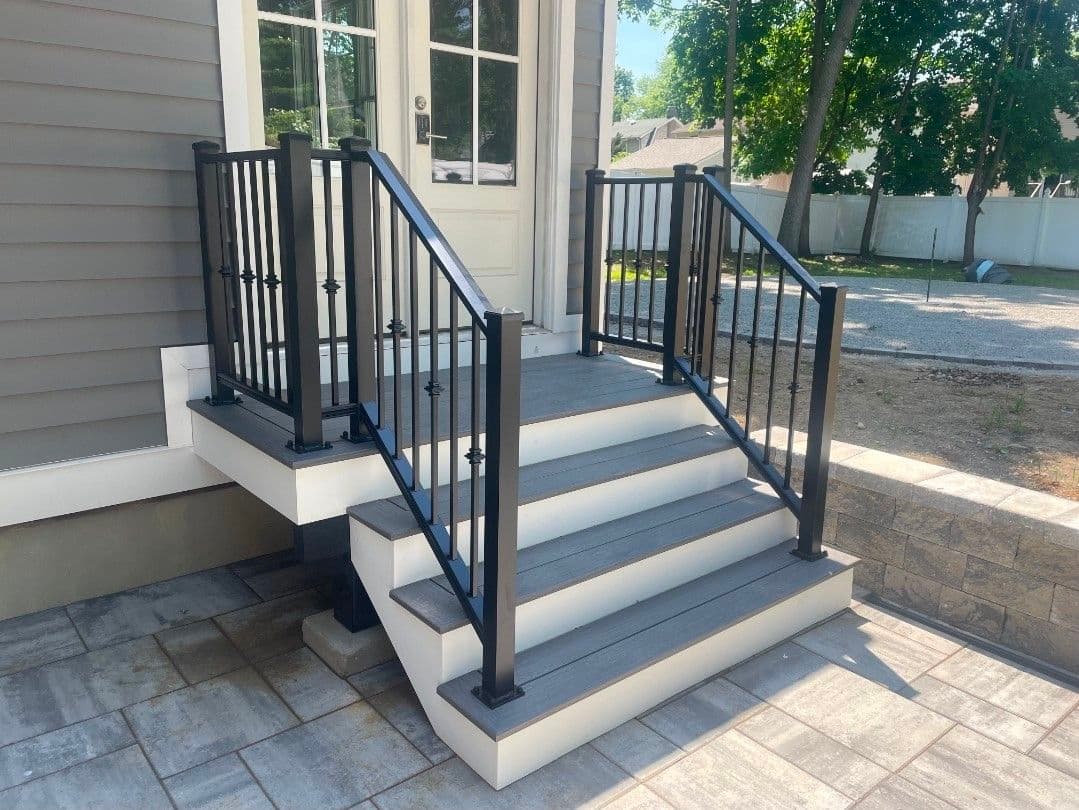 Project New Residential Stair Railing Install That's Built to Last image