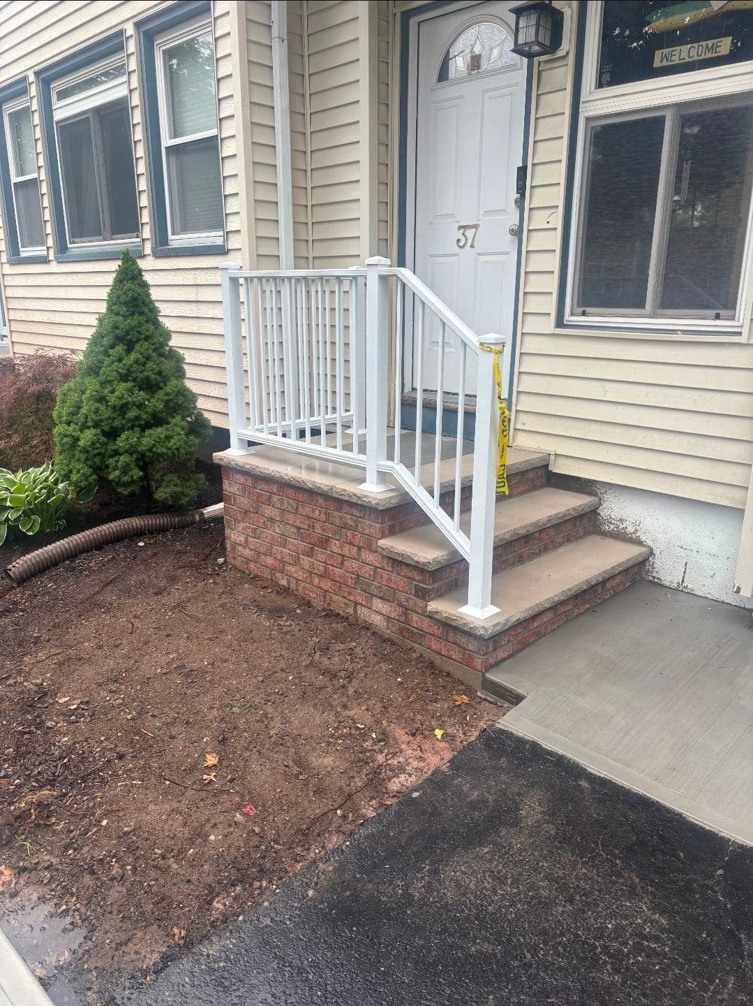 Gallery photos for Fresh Aluminum Railing Install on a Residential Front Entry: Image #1